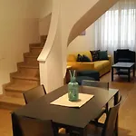 Lupori House Hébergement de vacances *